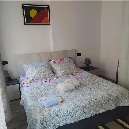 #1 Modern 1br With Balcony In Up-and-coming Hip Area * Tirana