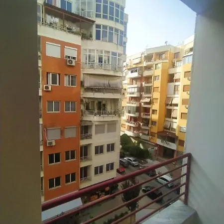 #1 Modern 1br With Balcony In Up-and-coming Hip Area Apartment *
